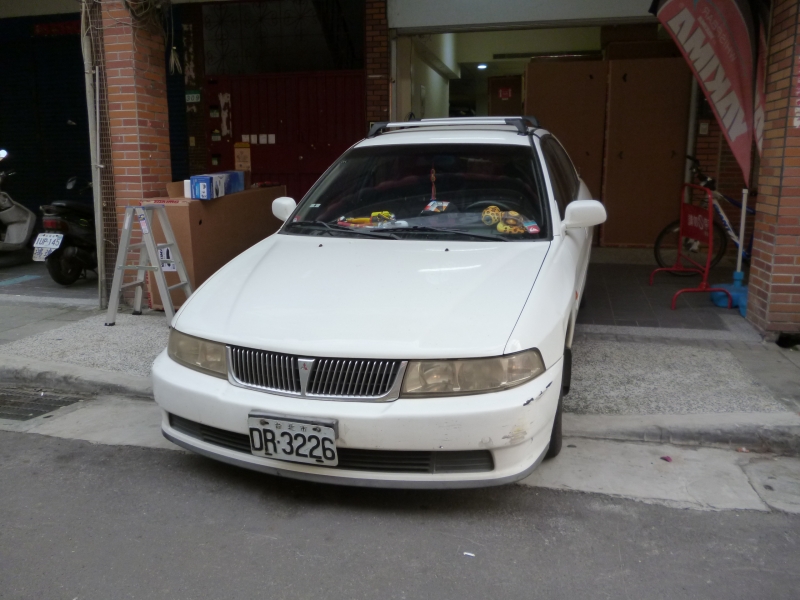 Mitsubishi Lancer 1995-2000 WHISPBAR 車頂架 橫桿